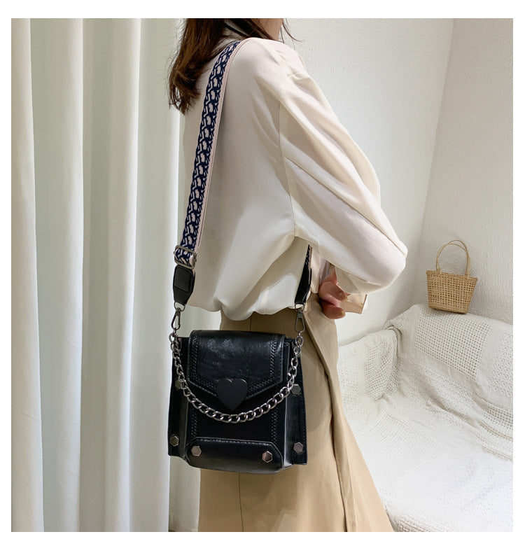 Bootara Retro Hjärtväska