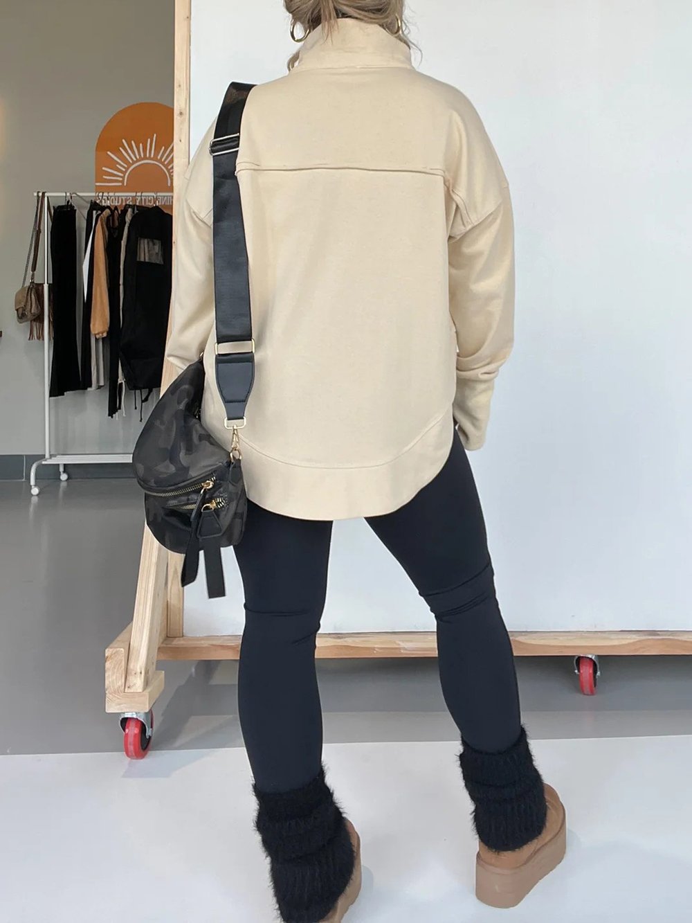 MysForm Tumhål Collegetröja