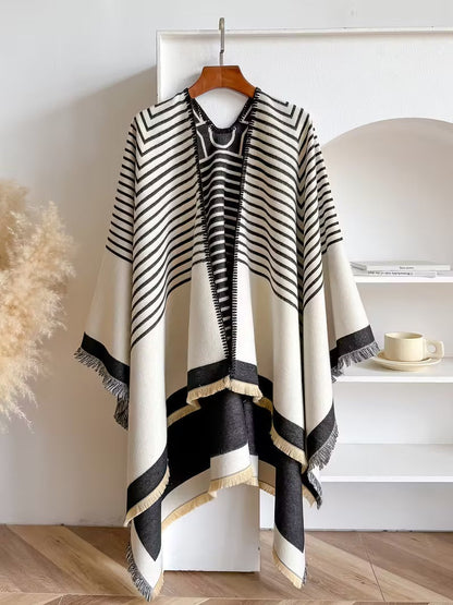 Taisija Reversibel Poncho